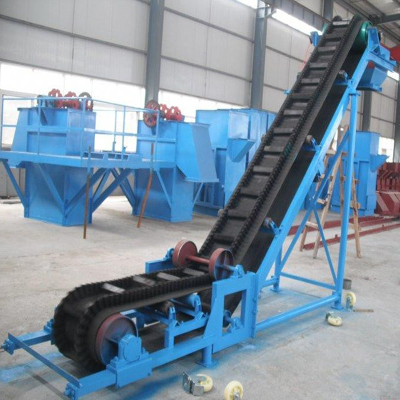 裙邊皮帶輸送機應用的普遍性